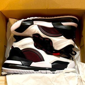 2019 JORDAN JUMPMAN AEROSPACE 720 WHITE/RED/BLACK men’s sz 8 women’s sz 9.5 NWT
